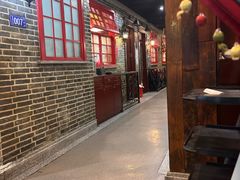-东口码头·烧鸽子·鱼头泡饼·地方菜(金鹰悦城店)