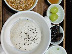 -蟹上黄·蟹黄面·江南糖水(人民广场店)