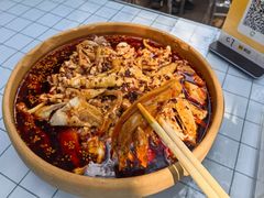 -土砂锅生态山庄·非遗砂锅雅鱼