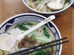 -鑫花溪牛肉米粉(凤凰街创始总店)