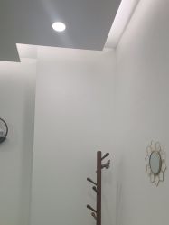 -苗医生专业祛痘·皮肤管理