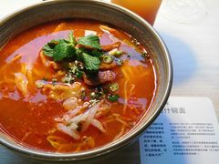 贵州风味红酸汤什锦面-里面·Noodlology(机电院店)