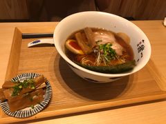 猪肉拉面-面屋 猪一
