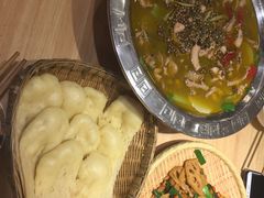竹林麻麻兔-有红鸡毛店·川菜(抚琴夜市店)