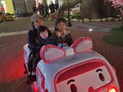 -王府井奥莱临潼小镇(临潼店)