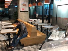 -Dough&Joe团憩(瑞虹天地月亮湾店)