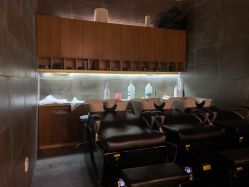 -时尚殿堂明星门店