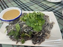 -六顺园清真回族饭店(工程街店)