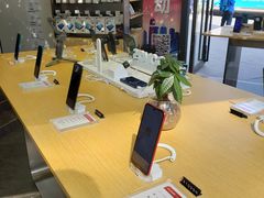 -华为授权体验店(华强北电子广场)