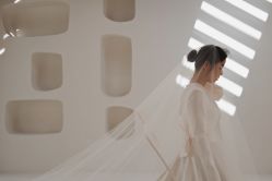 -LaMousse婚纱买手店