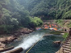 -安吉龙王山峡谷漂流