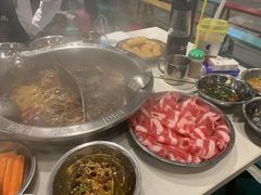 -憨铁匠老火锅(龙岗万科里店)