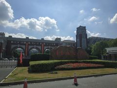 校门-华东政法大学(松江校区)