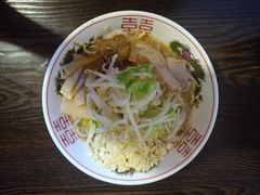 -拉面莊夢語＆中华料理八椿