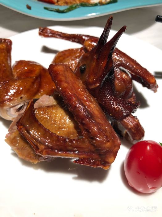 星厨辣蟹·香港菜(大悦城店)沙田乳鸽图片