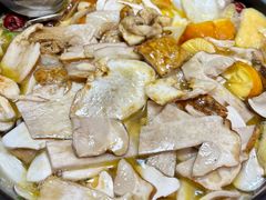 -菌之家·专业纯野生菌火锅·特色炒菌