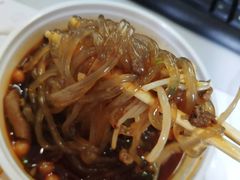 -荀记肉夹馍(三八家乐福店)