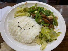 -何太太馄饨面铺(大浒东苑店)