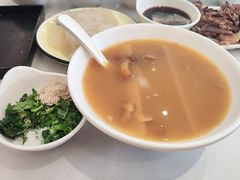 -高玛纳驴肉火烧(一世界店)