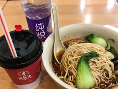-李先生牛肉面大王(成都东站西广场店)