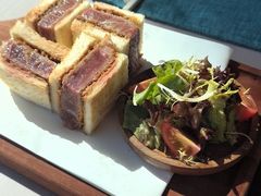 -亚龙湾希尔顿自助餐厅·海鲜·烧烤·沙滩BBQ·现场乐队