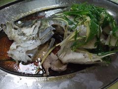 -辉记虾塘海鲜农庄