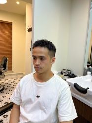 -理昂男士理发店 Barber shop