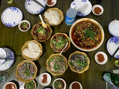-小杨翘脚牛肉