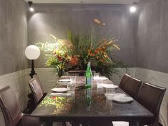 -LESCEDARS Brasserie Bistro香柏树