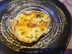 -玛格萝妮(汇智国际商业中心店)
