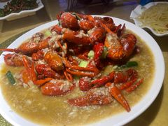 -潜江油焖大虾·小龙虾10年老店(清泉路店)