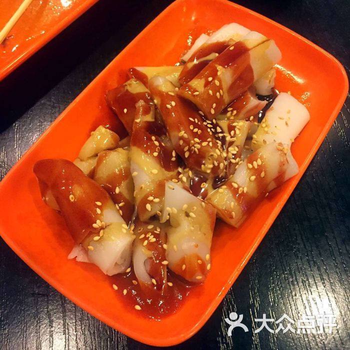 香港地道小食滋味官混酱猪肠粉图片 - 第1张