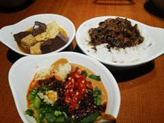-呷哺呷哺(松北万象汇店)