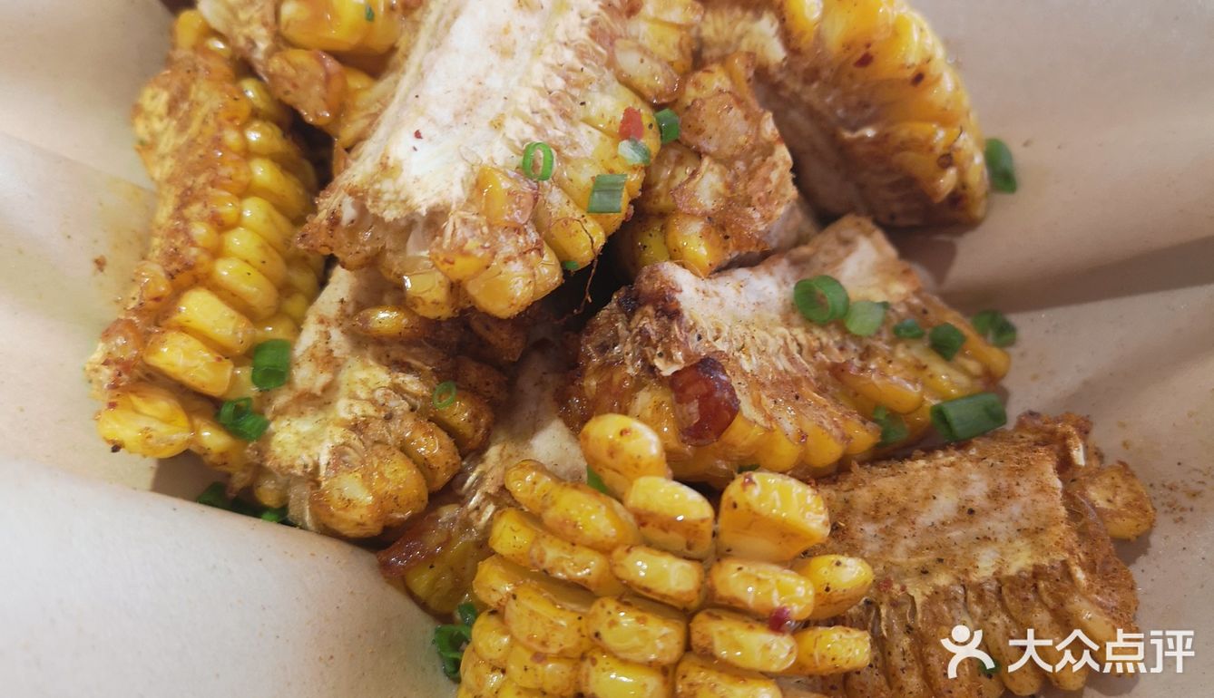 在店里一直忙前忙后，服务很到位