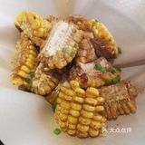 在店里一直忙前忙后，服务很到位