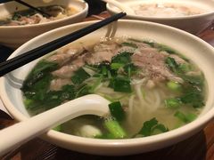 -遵义虾子张六羊肉粉(地王店)