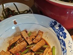 -俏湖兰·辣椒炒个肉(海沧店)