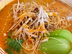 -拉面莊夢語＆中华料理八椿