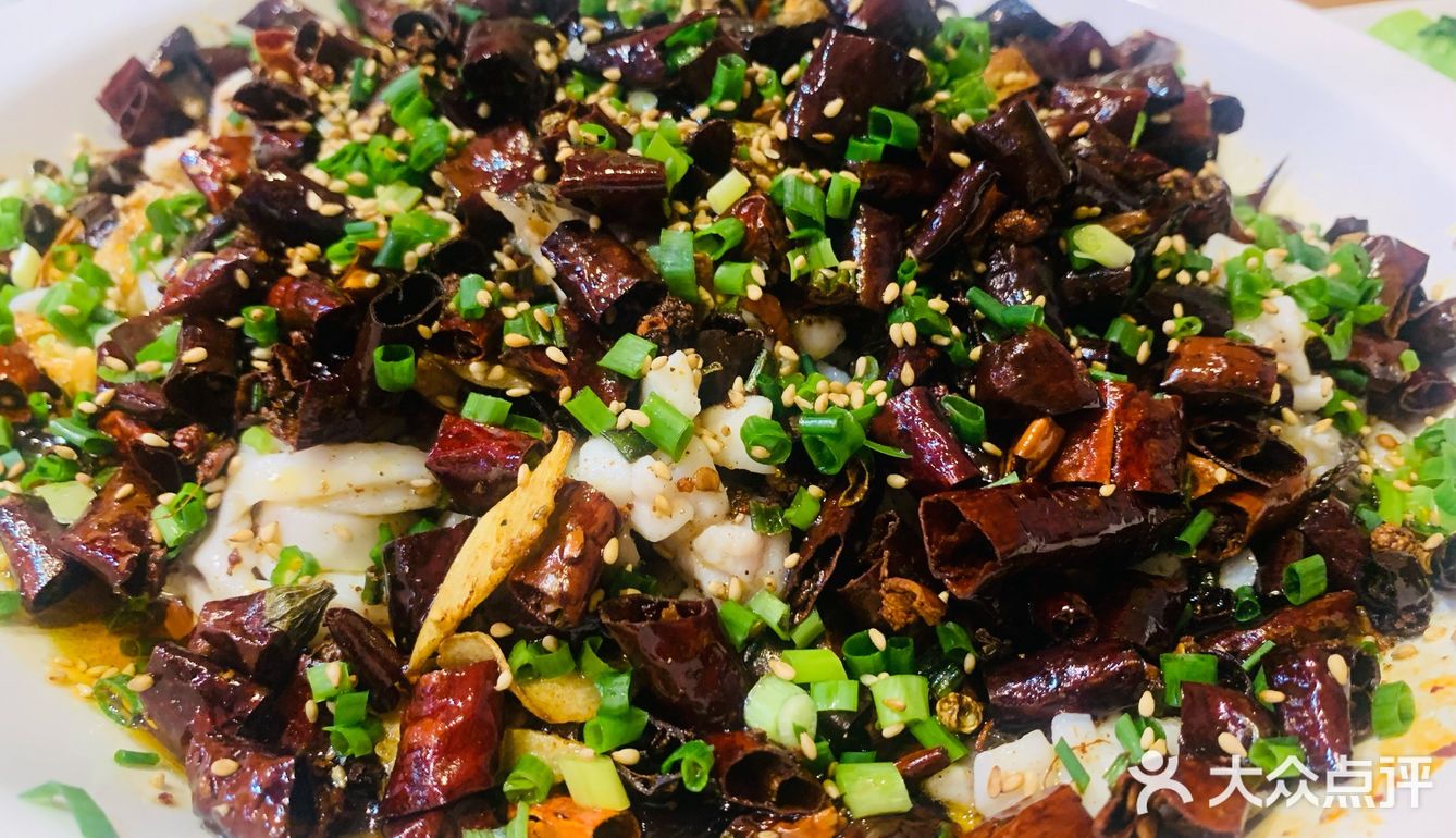 大众点评必吃榜探店：三猫黑鱼花