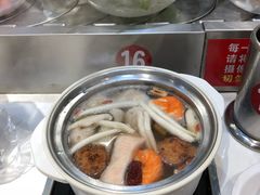 -百品聚旋转火锅(万德庄店)