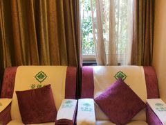 -莱仪堂艾灸经络养生馆(九亭一店)