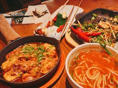 -云海肴·汽锅鸡·云南菜(天山百盛优客店)