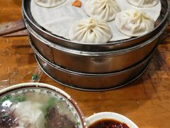 茴香大肉灌汤包-东京包子楼(政七街店)