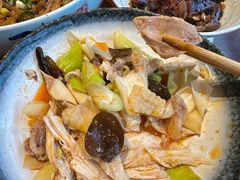 -李犟大爆鳝面·手工蟹黄包(湖滨西湖店)