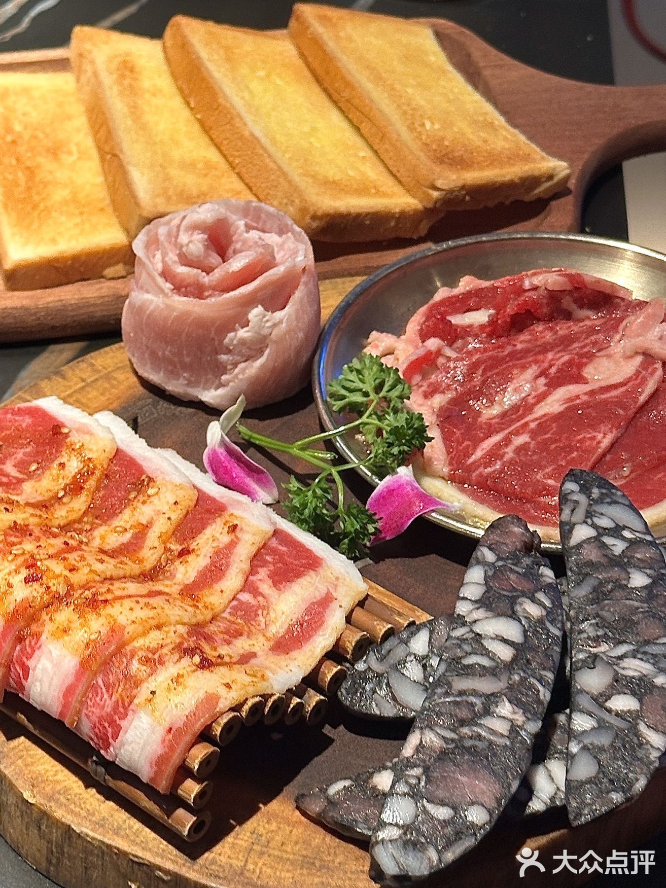 新年第一顿烤肉🧨红红火火啊啊啊啊啊！