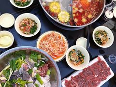 -周良天山牛杂城(天山路总店)
