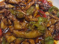 -老码头黑皮肘子锅包肉(赣水路店)