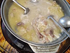 -侠成水上农庄(工业大道店)