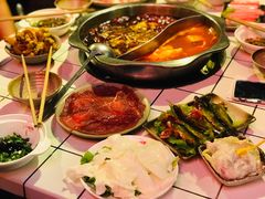 -佬革命主题火锅(玉沙路店)