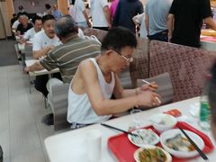 -来必堡(娄山关路店)
